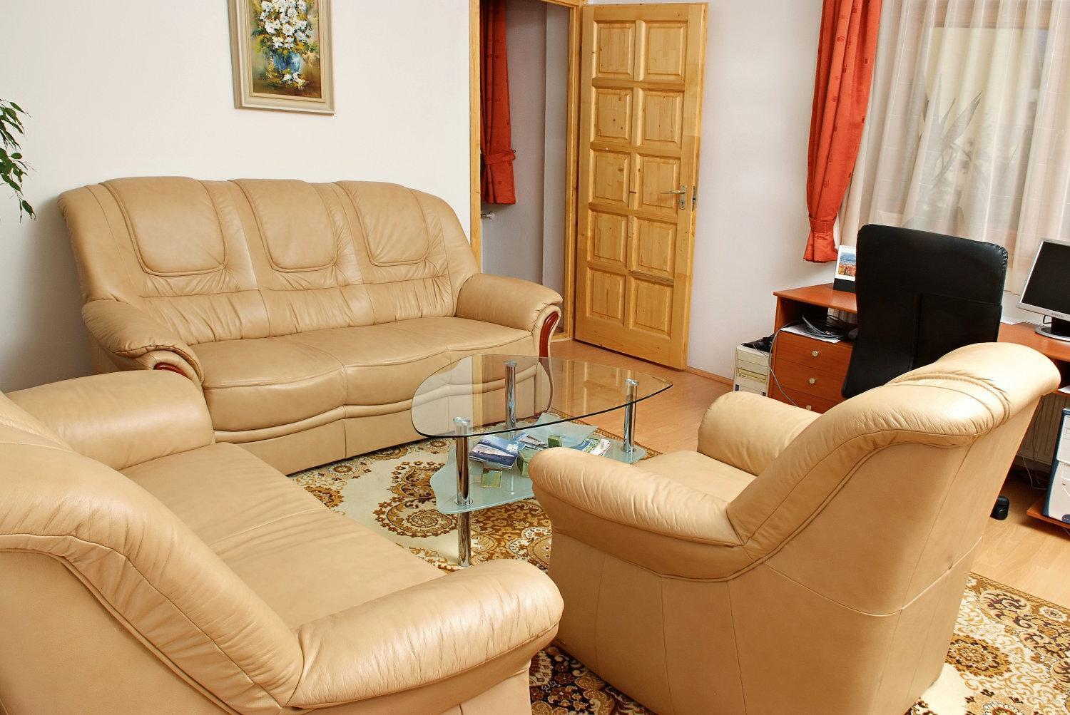 Liszt Apartman Печ Экстерьер фото